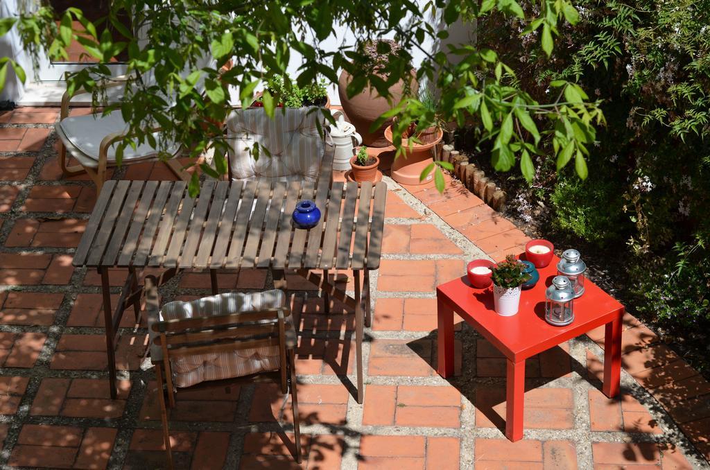 Bed and Breakfast A Casa Da Arvore Віла-Нова-де-Мілфонтеш Екстер'єр фото